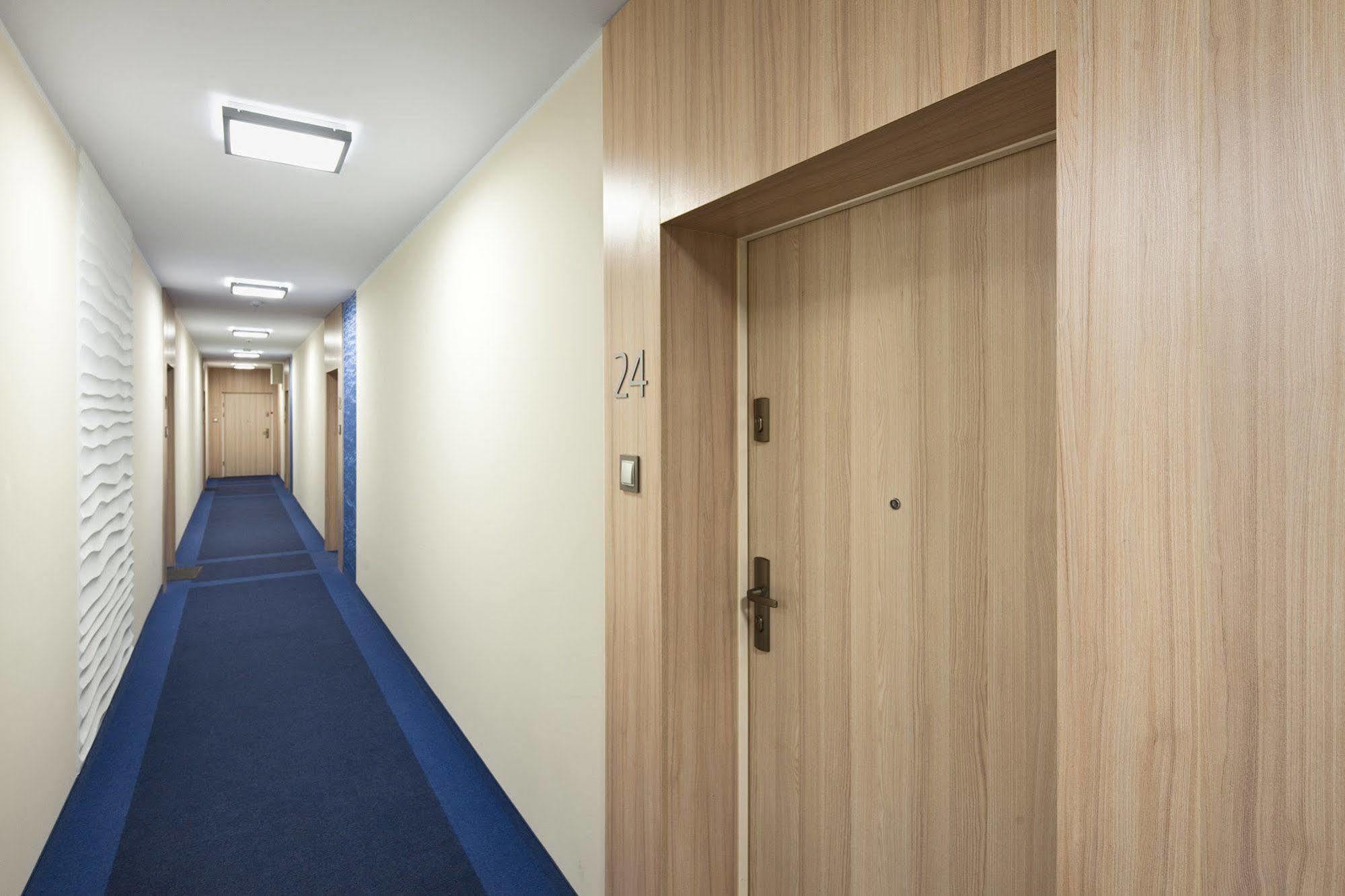 Irs Royal Apartments Apartamenty Irs Trzy Zagle 그단스크 외부 사진